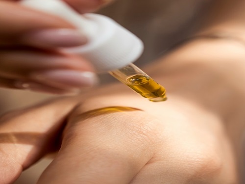 Ceramide AP: ขุมทรัพย์คู่สำหรับการดูแลผิวและการใช้ยา